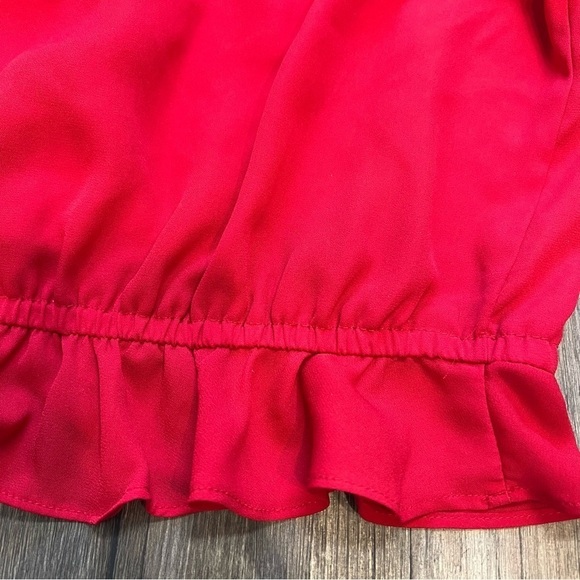 Women’s H&M divided Red ruffle cold shoulders Crop Top Size 4 - Picture 6 of 12